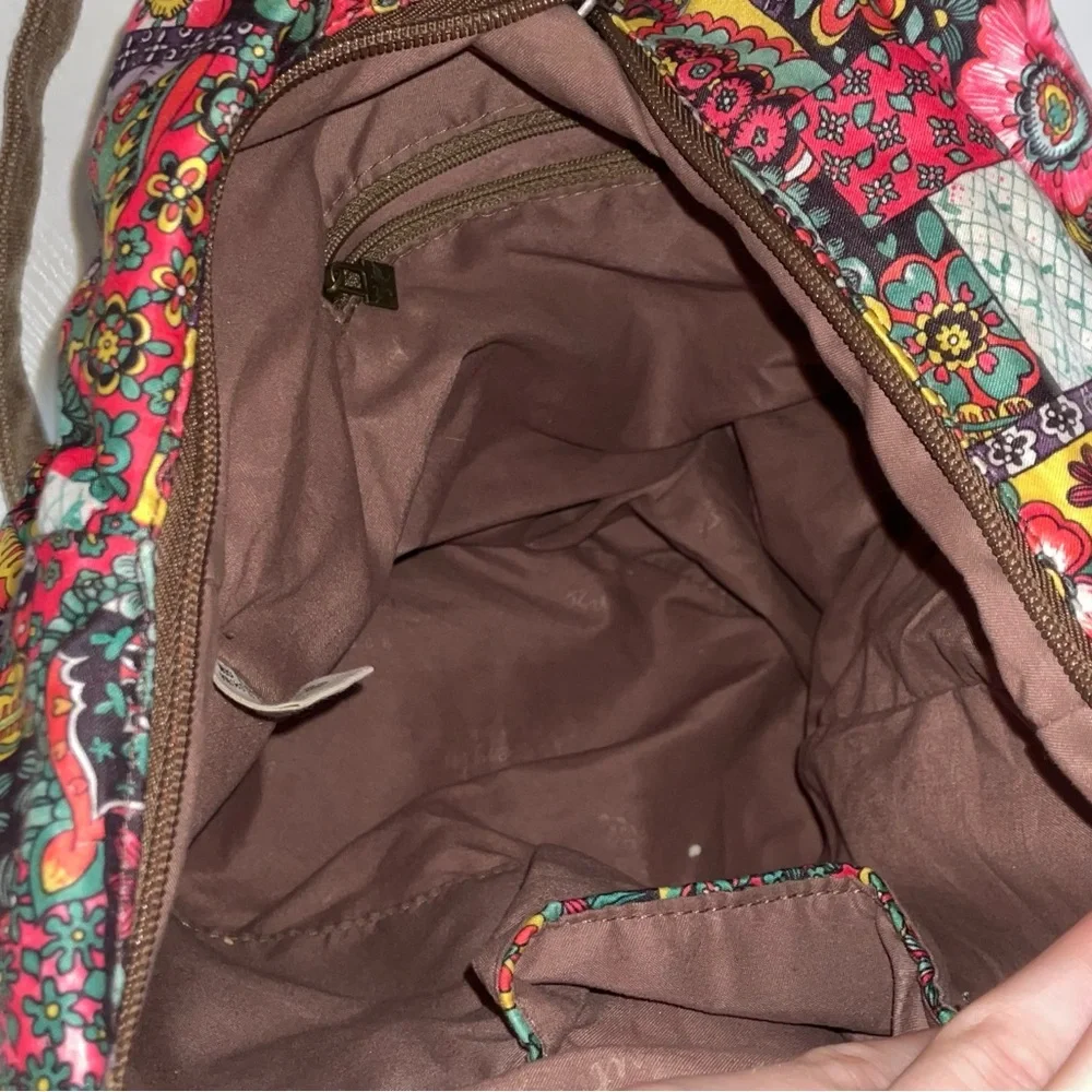 Multicolored lightweight backpack - Picture 3 of 5